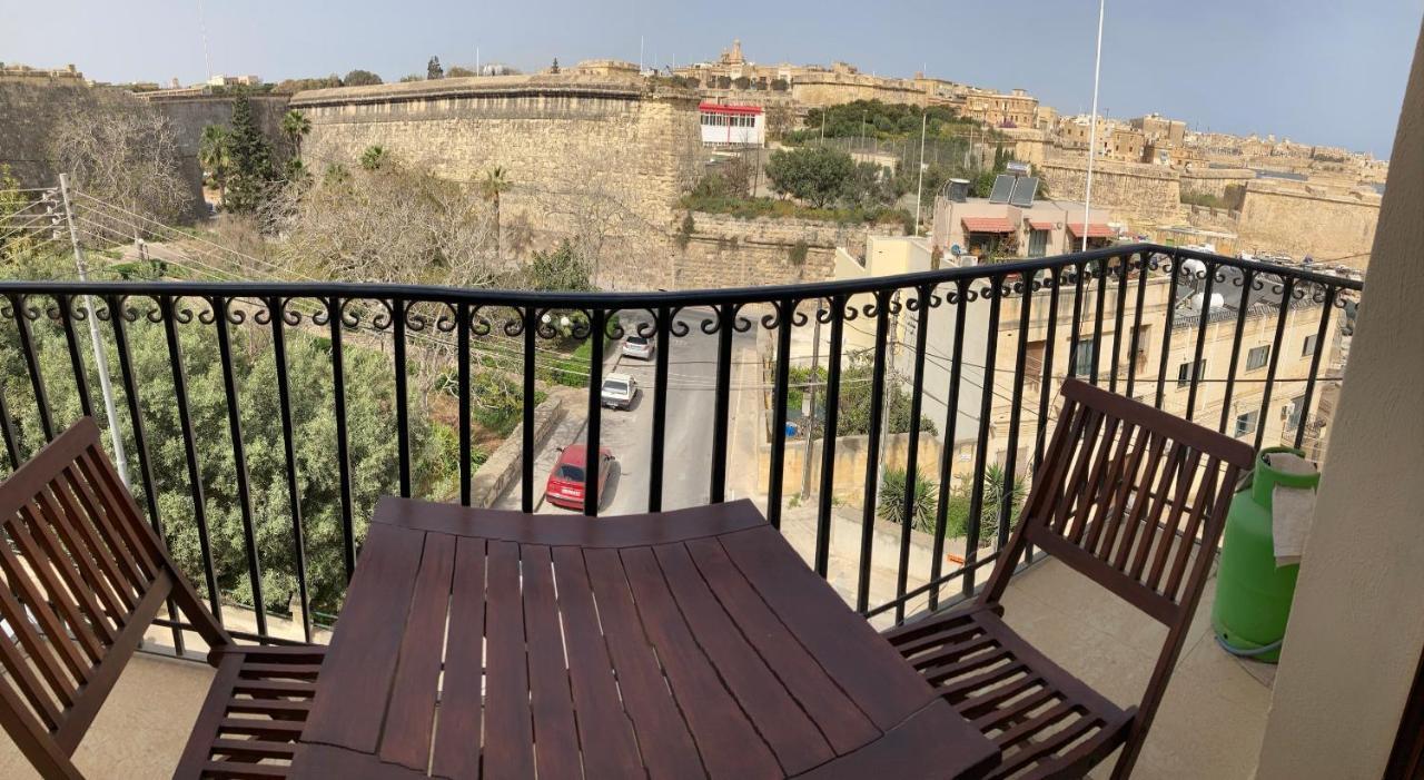 Апартаменты Grand Harbour View Lookout Калкара Экстерьер фото
